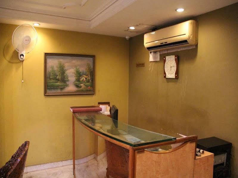 Hotel Alka Premiere Neu-Delhi Exterior foto